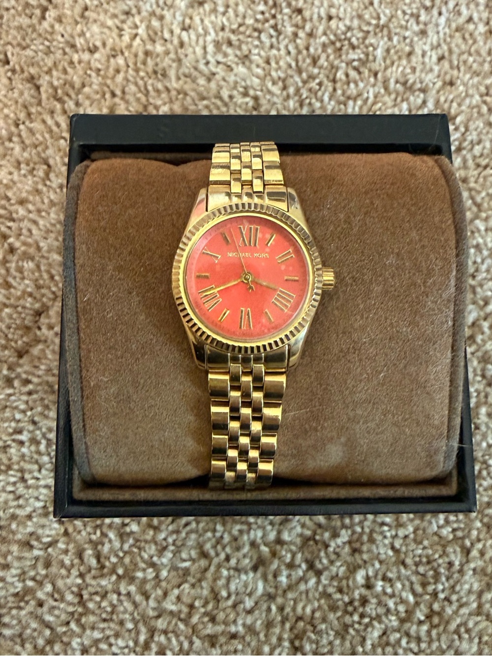 Michael Kors Lexington Watch - Picture 3 of 8
